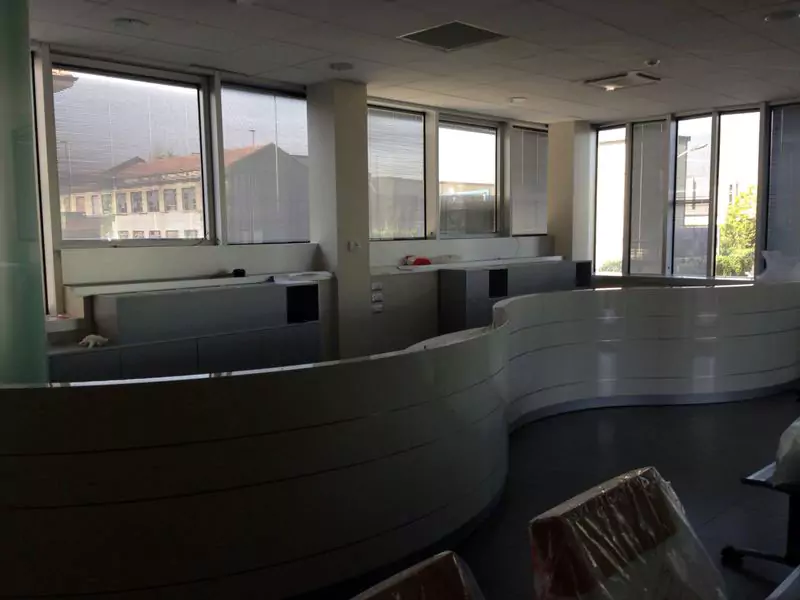 bancone ospedale , controterzi monza, falegnameria mantova mobili su misura