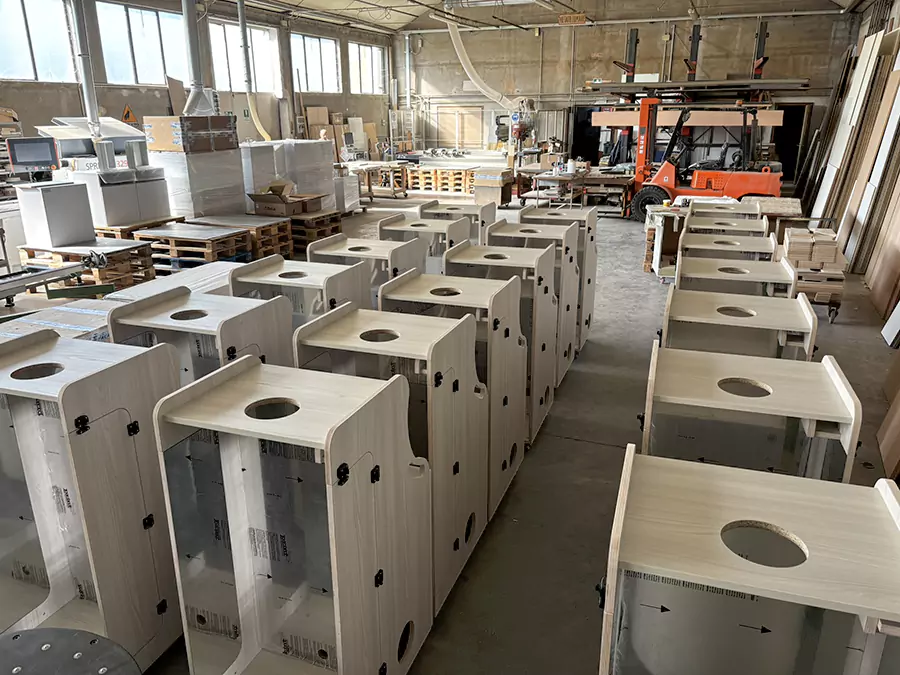 falegnameria mantova b2b controterzi per aziende , arredamento arredo legno