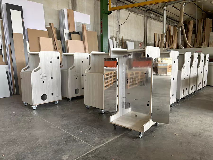 falegnameria mantova, mobili b2b controterzi aziende legno, arredo su misura mobili in serie