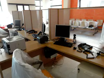 Falegnameria arredi su misura, terziario per aziende, ufficio, arredi ufficio,servizi arredo per contract ufficio, b2b, b2b business to business