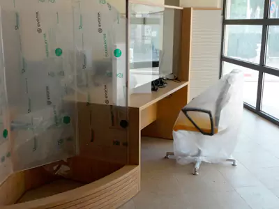 Realizzazione ufficio per azienda, terziario, b2b, arredo ufficio, arredo interni in legno, business to business, offerte collaborative tra aziende